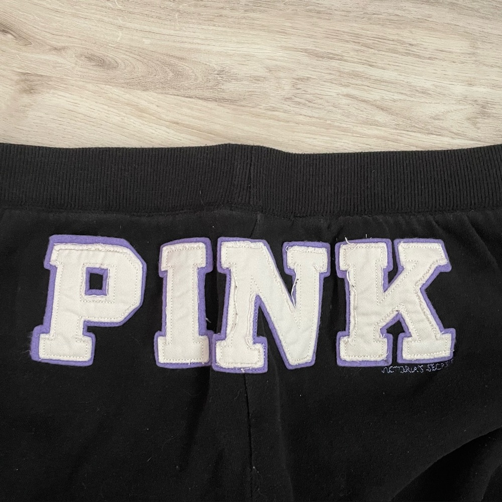 PINK VICTORIAS SECRET 2009 EMBROIDERED BUTT JOGGER SWEATPANTS M